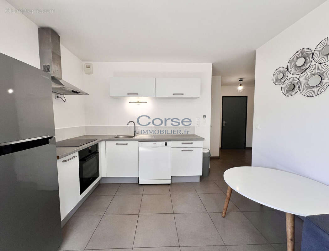 Appartement à SARROLA-CARCOPINO