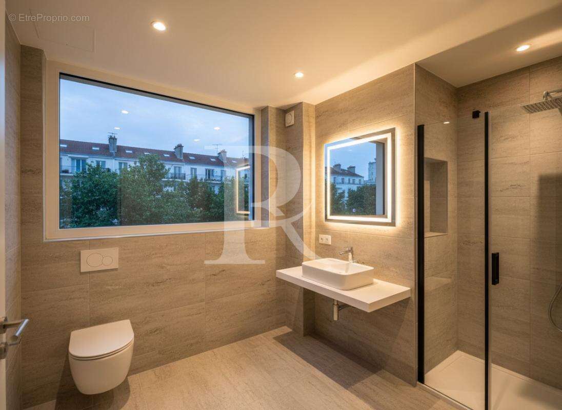 Appartement 4 pièces à Romainville - photo 3