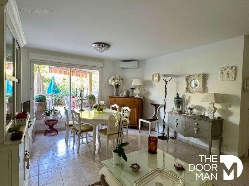 Appartement à HYERES