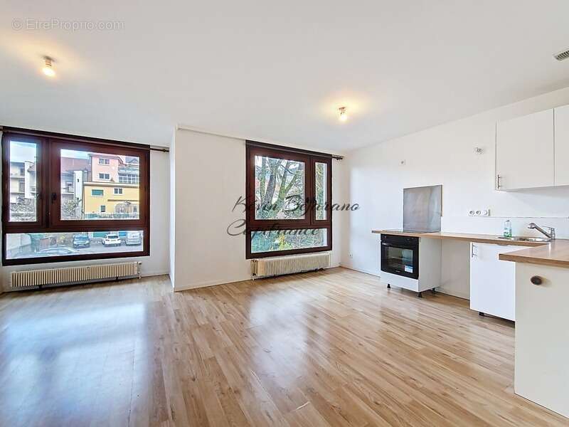 Appartement à BONNEVILLE