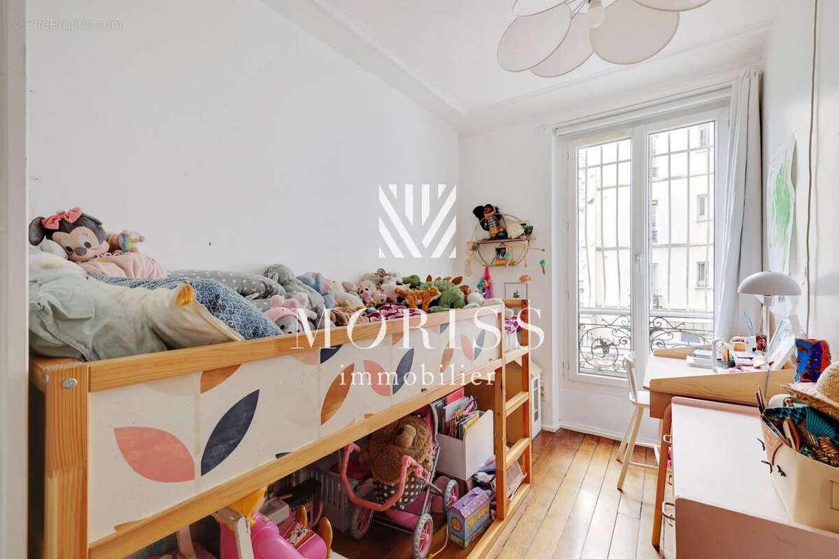 Appartement à PARIS-19E