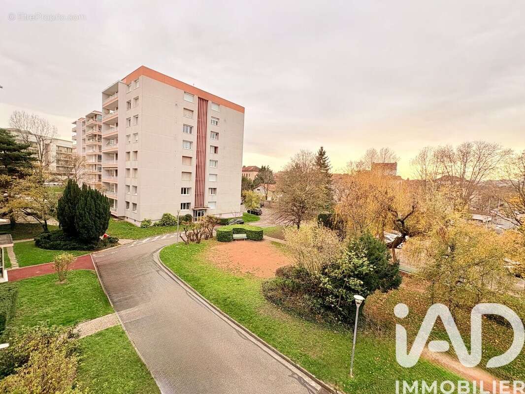 Photo 8 - Appartement à TASSIN-LA-DEMI-LUNE