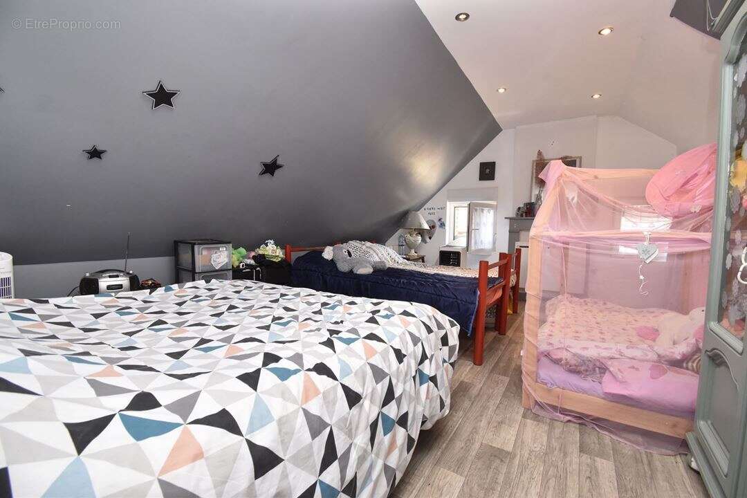 Maison 110 m² à Saint-Hilaire-Lez-Cambrai  - photo 7