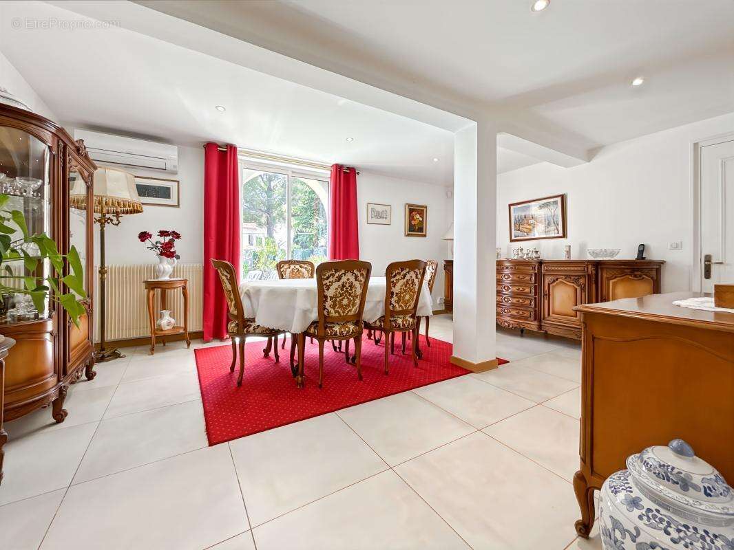 Maison à SAINT-RAPHAEL