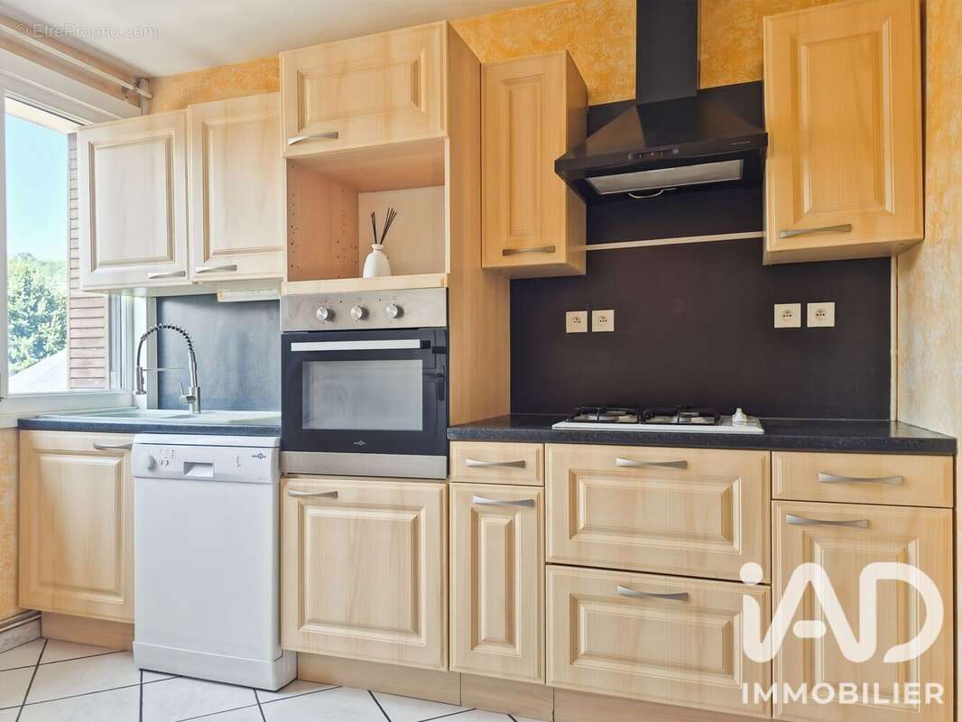 Appartement 59 m² à Chambery  - photo 2