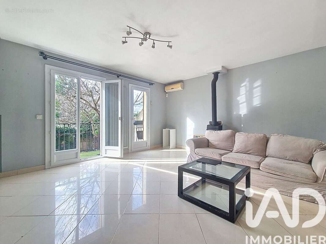 Photo 4 - Appartement à EPINAY-SUR-SEINE