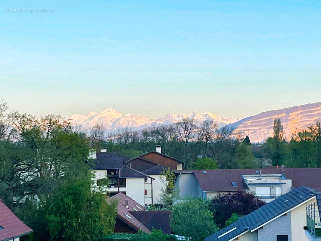 Appartement à PREVESSIN-MOENS