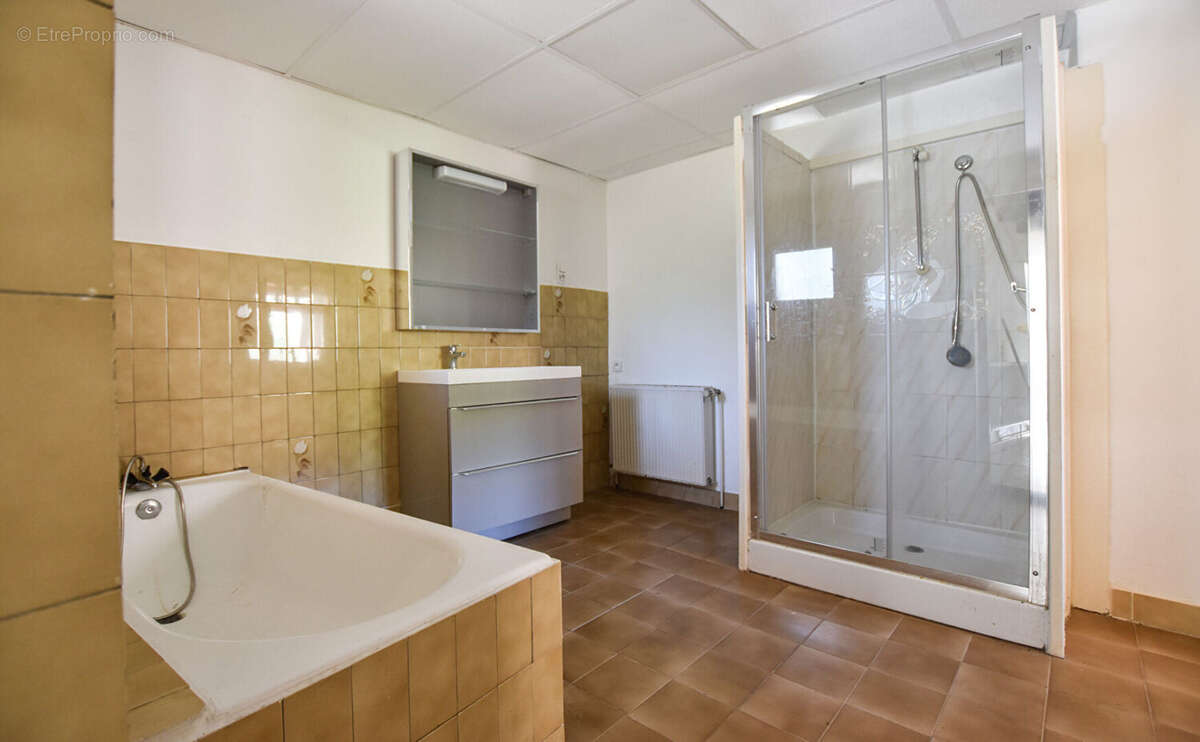 Appartement à MORRE