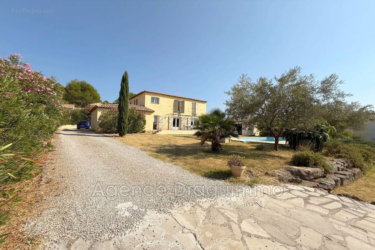 Maison 168 m² à Draguignan  - photo 2