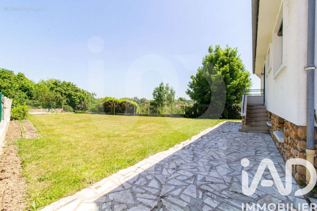 Photo 2 - Maison à THOUROTTE
