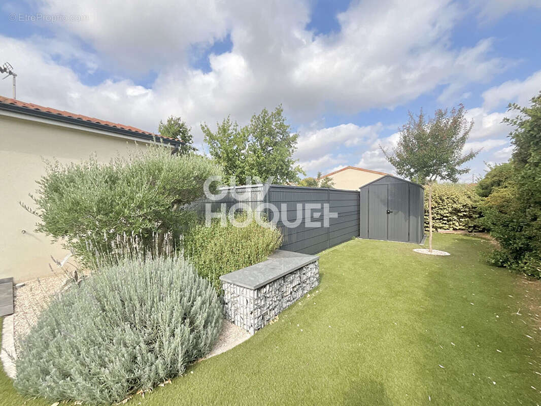 Maison de plain-pied T4 de 88 m2 sur une parcelle de 550 m2 - photo 4