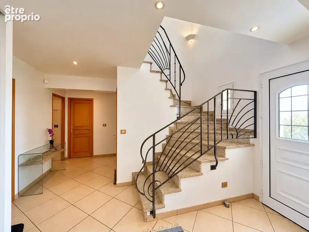 Maison 7 pièces 198 m² à vendre à Thoiry (78770) - photo 9