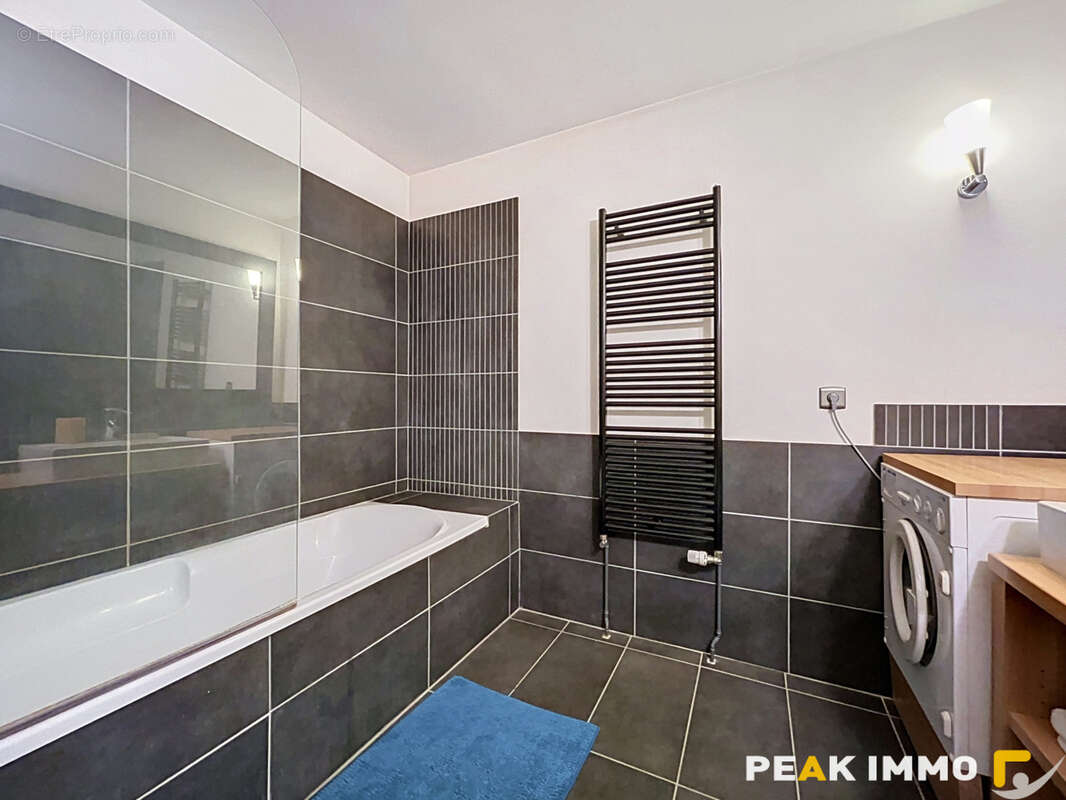 Appartement 5 pièces 78 m2 utiles - LES HOUCHES - photo 12