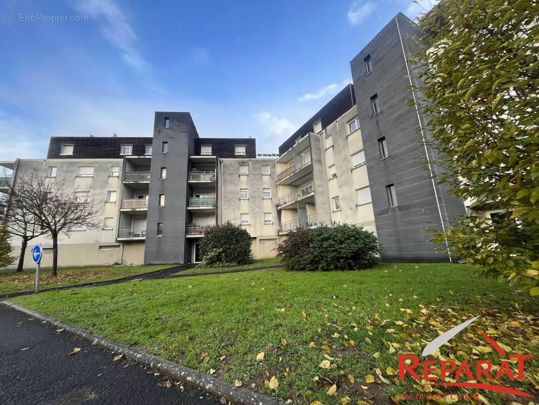 Appartement à OBJAT