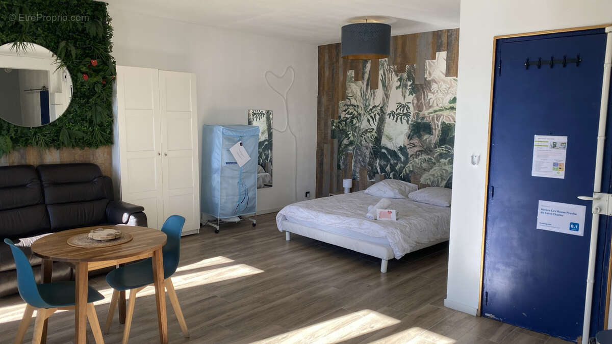 Appartement à MARSEILLE-1E