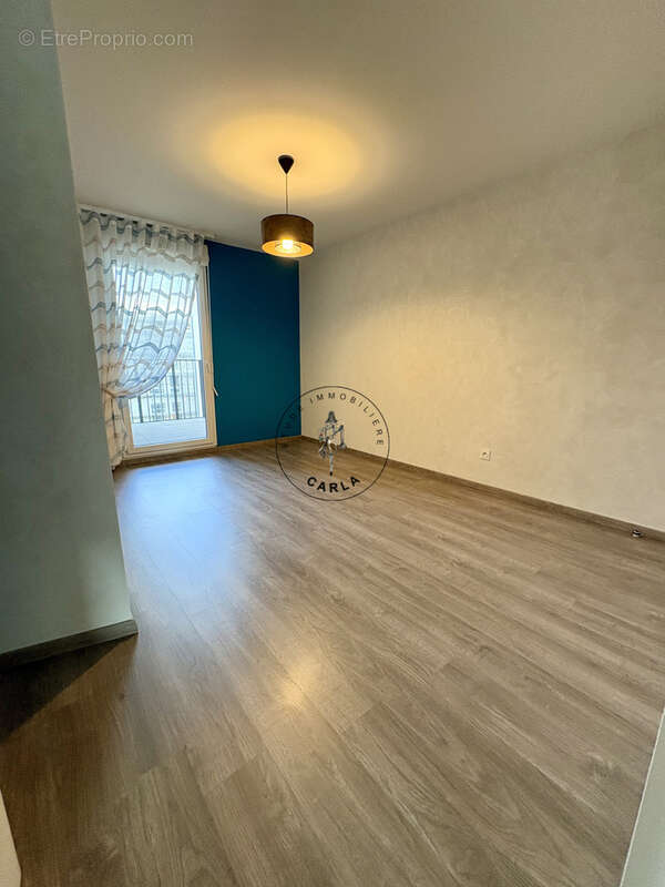 Appartement à OULLINS