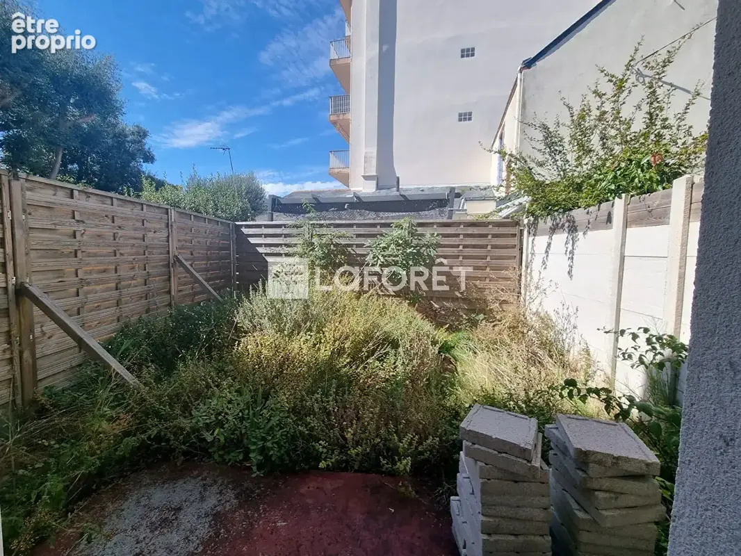 Maison de 60 m² à rénover avec jardin (Matériaux inclus !) - photo 4