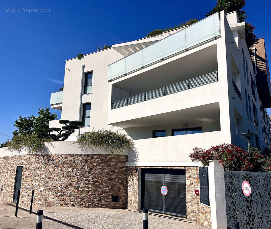 Appartement à MARSEILLE-9E