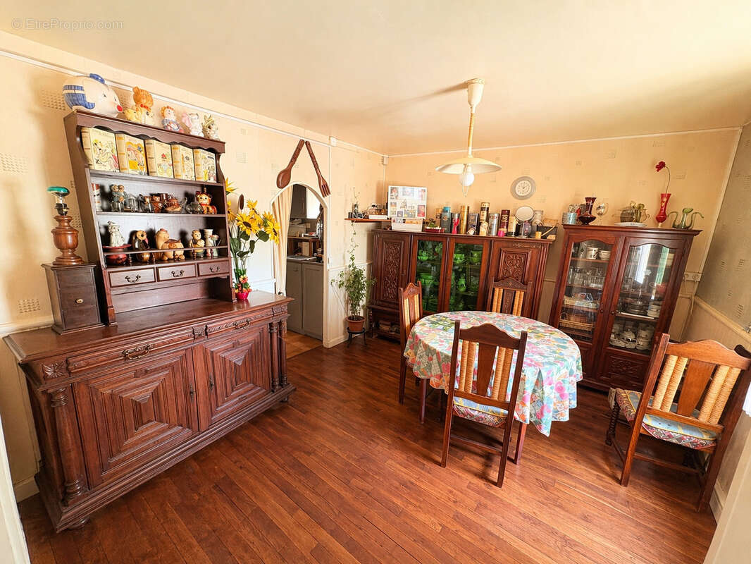 Maison à RIS