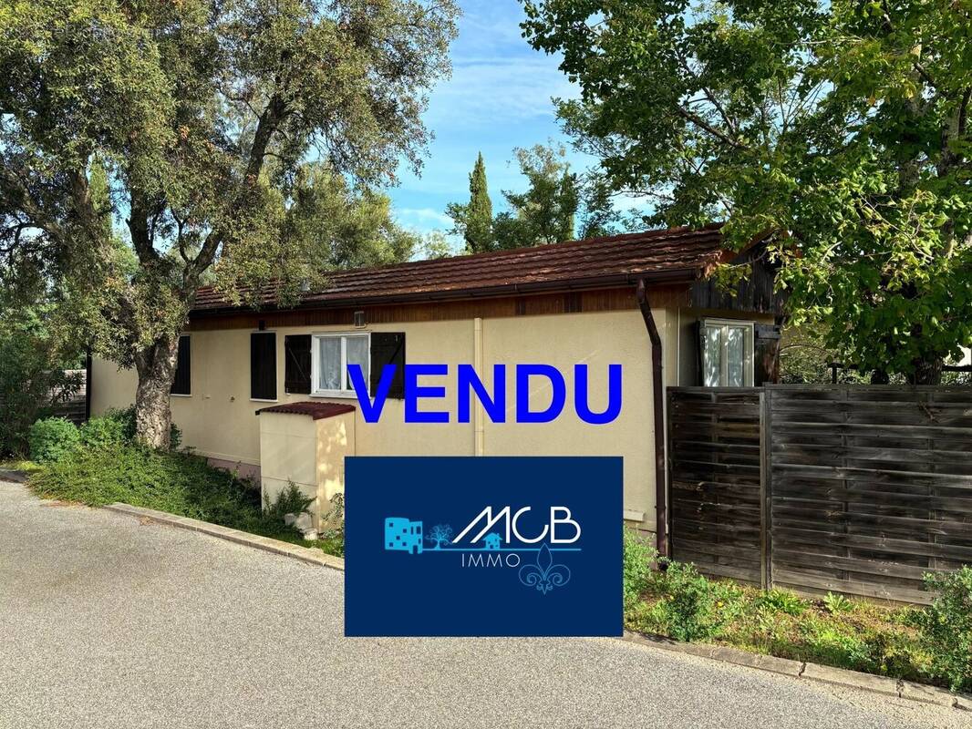 Maison à ROQUEBRUNE-SUR-ARGENS