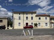 Appartement à ORNAISONS