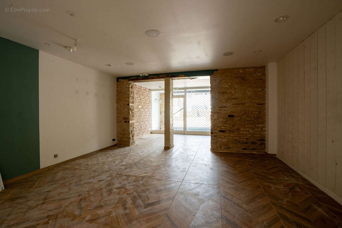 A vendre à Melgven - Local commercial 76m² - photo 5