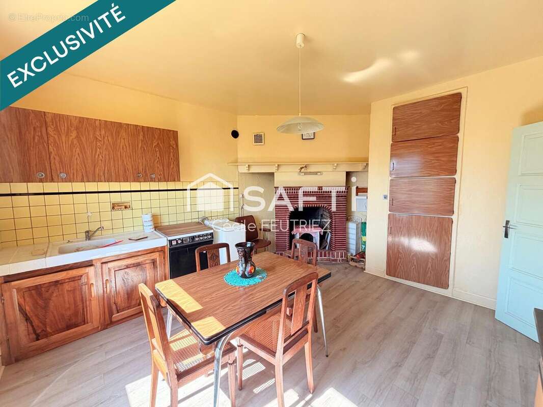 Maison 146 m² à Marcillac-La-Croisille  - photo 6