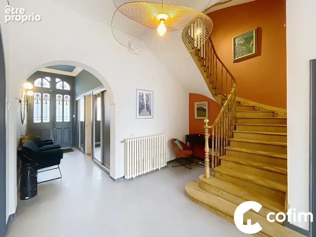 Maison 210 m² à Tarbes  - photo 8