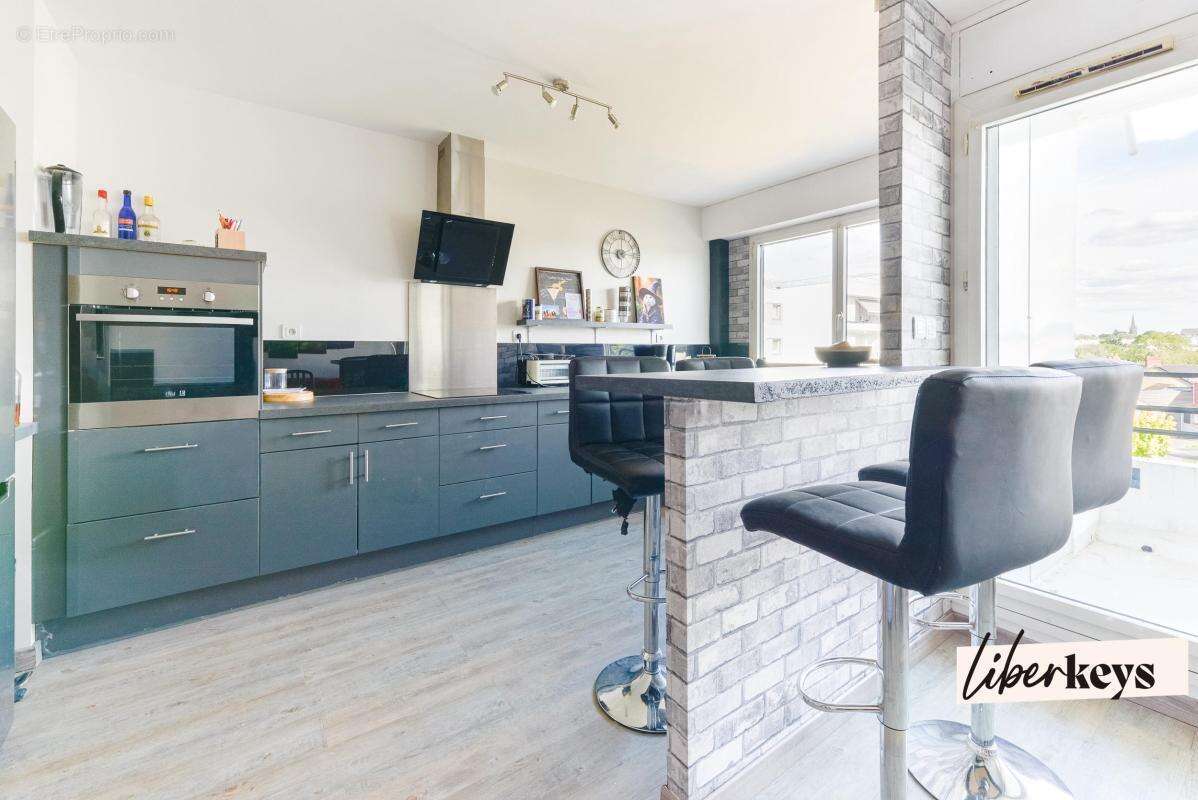 appartement T3 lumineux avec balcon et garage - photo 2