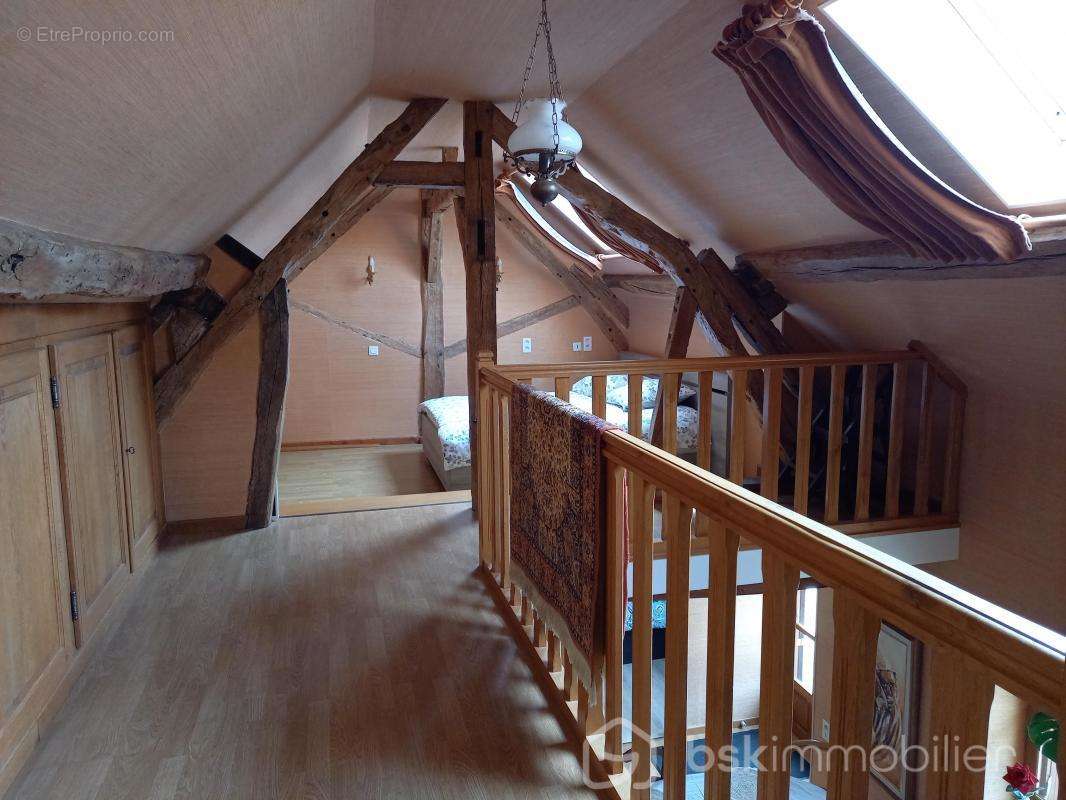 Maison à BOISCOMMUN