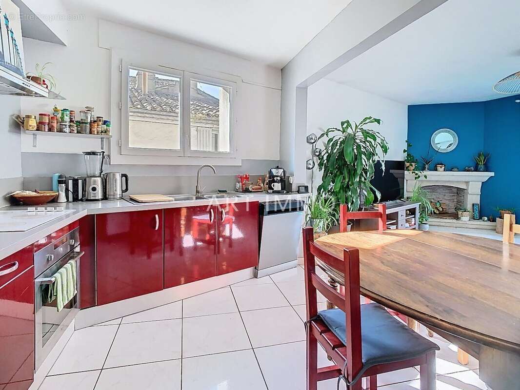 Superbe appartement t3 renove  a vendre au centre de cavaillon - photo 7