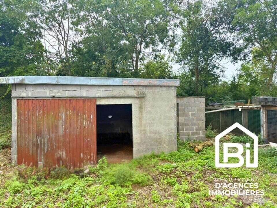 Terrain à AMFREVILLE