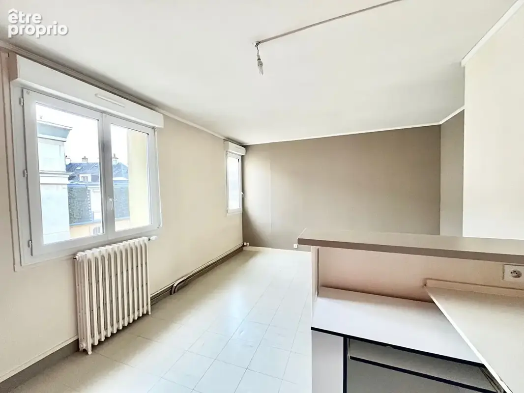 A VENDRE appartement Caen 2 pièce(s) 40.80 m2 - vendu libre - Ultra centre ville - cour intérieure - cave - photo 6