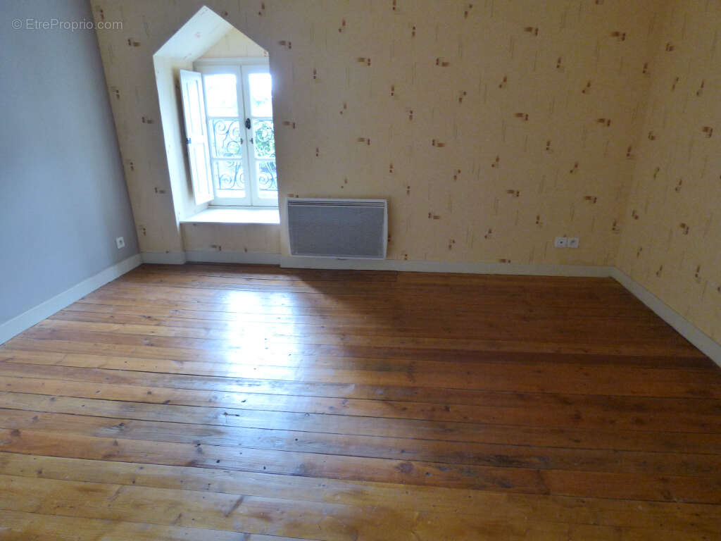 Appartement à JOSSELIN