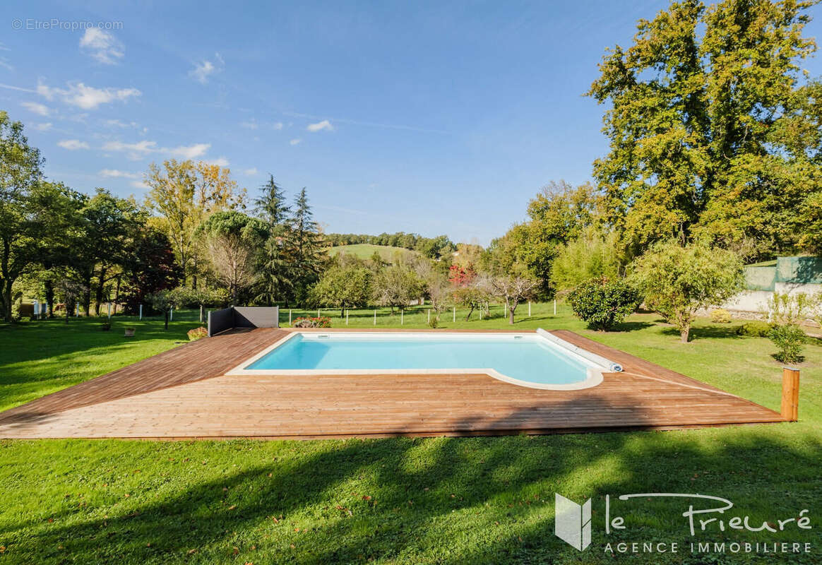 Maison à SAINT-BENOIT-DE-CARMAUX