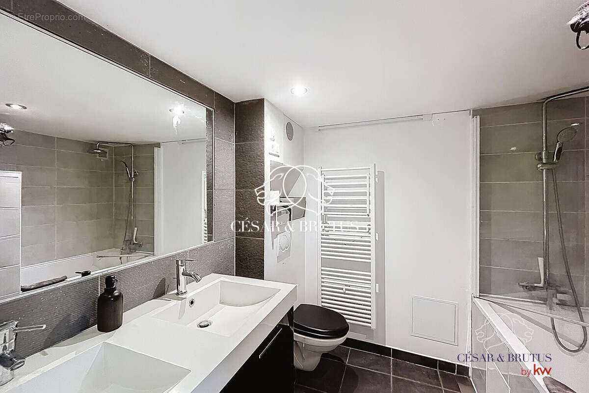 Appartement à LYON-1E