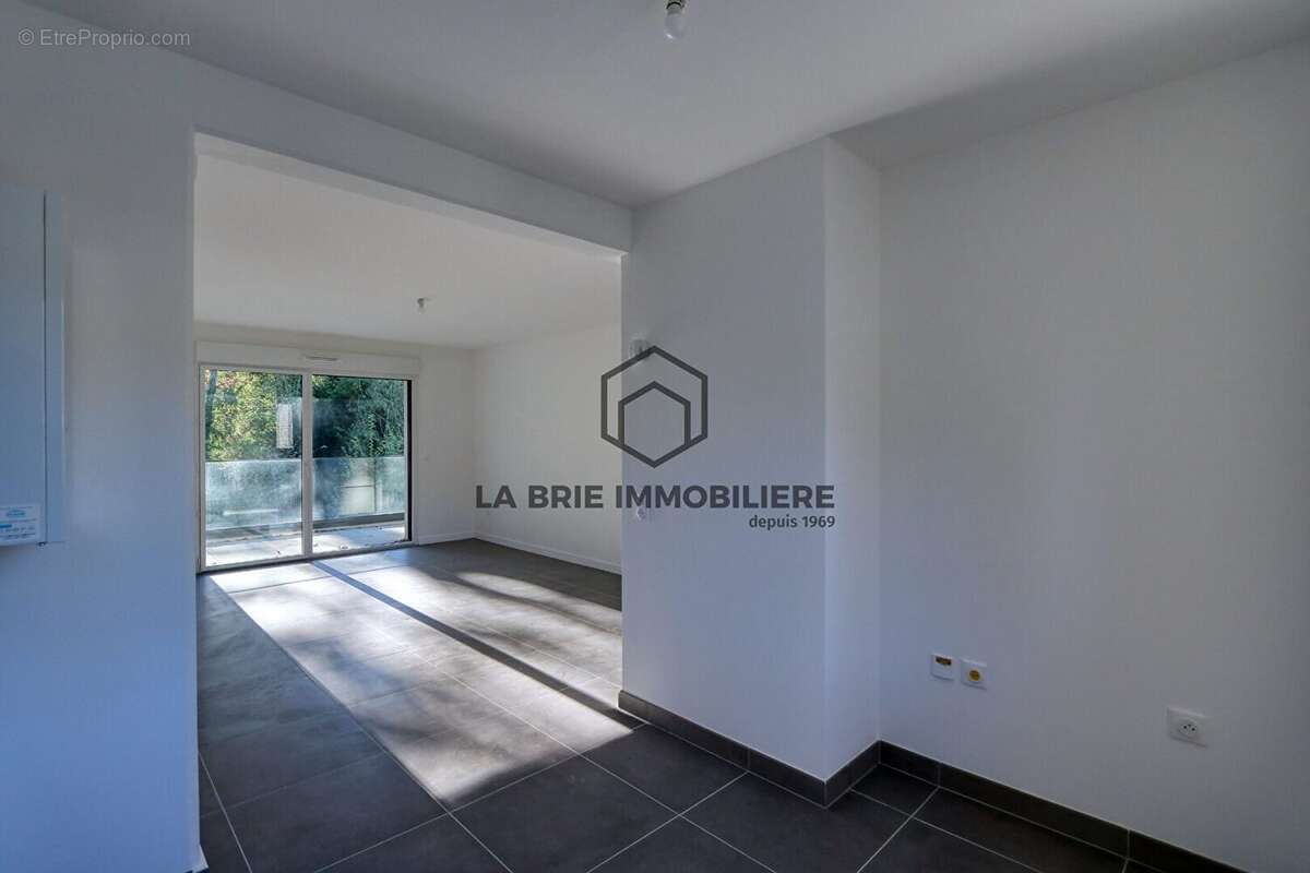 Appartement 50 m² à Rubelles  - photo 9