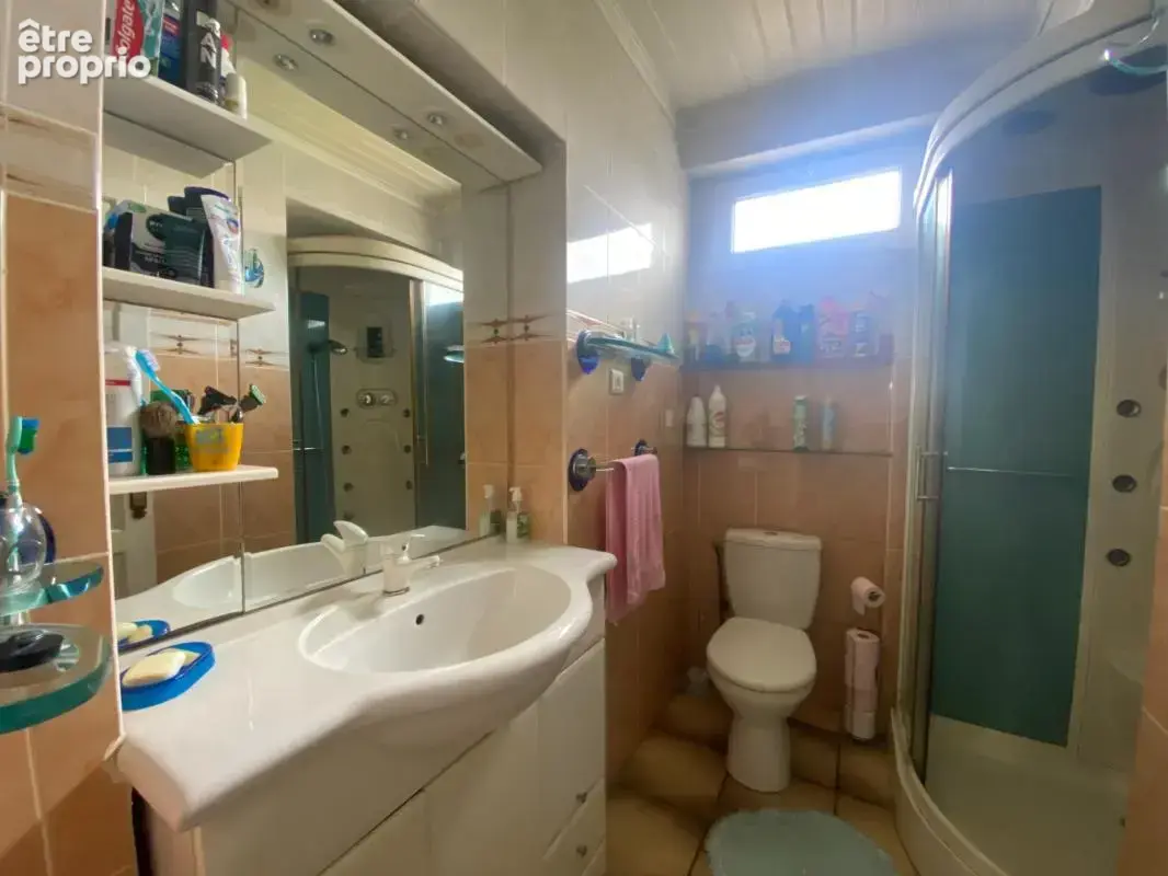 Bordeaux – Appartement de 90 m², 2 chambres, jardin privatif et sous-sol - photo 10