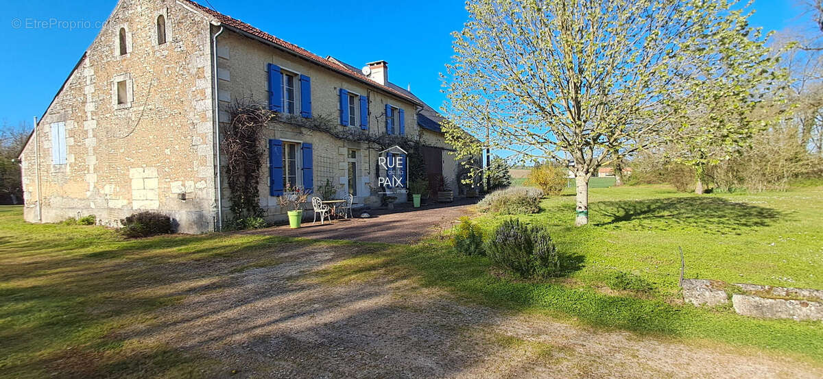 Maison Doussay 7 pièce(s) 187.22 m2 - photo 2