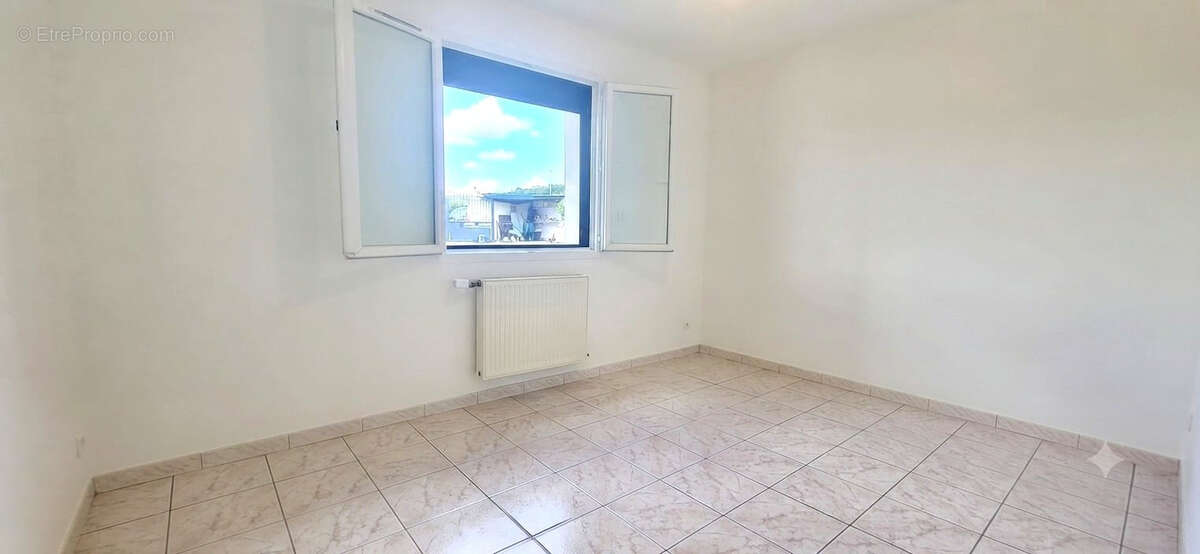 Maison Salaise Sur Sanne 9 pièces 200 m2 - photo 9