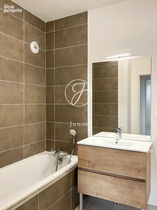 Mouvaux - PARC DU HAUTMONT - Appartement à vendre - 4 pièces - 104,68m² - 3 chambres - Terrasse - Balcon - Garage - photo 16
