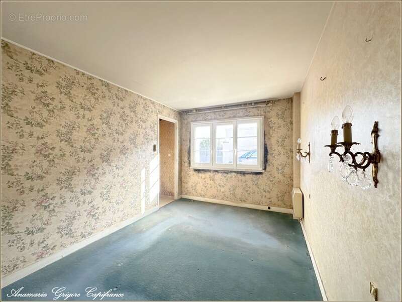 Maison à COURVILLE-SUR-EURE