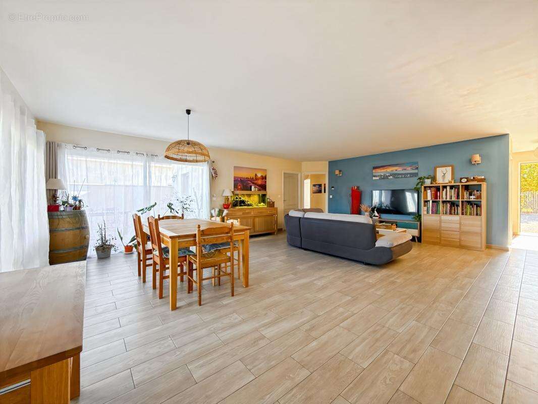 Maison à MARSAC-SUR-L&#039;ISLE