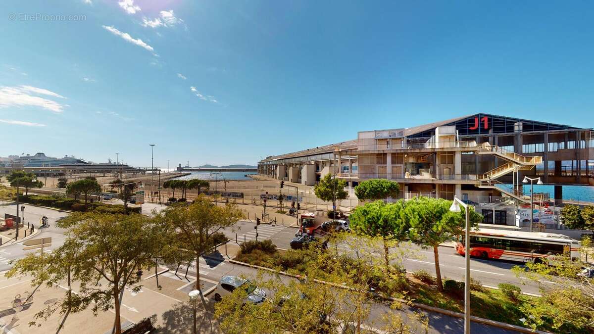 Appartement à MARSEILLE-2E