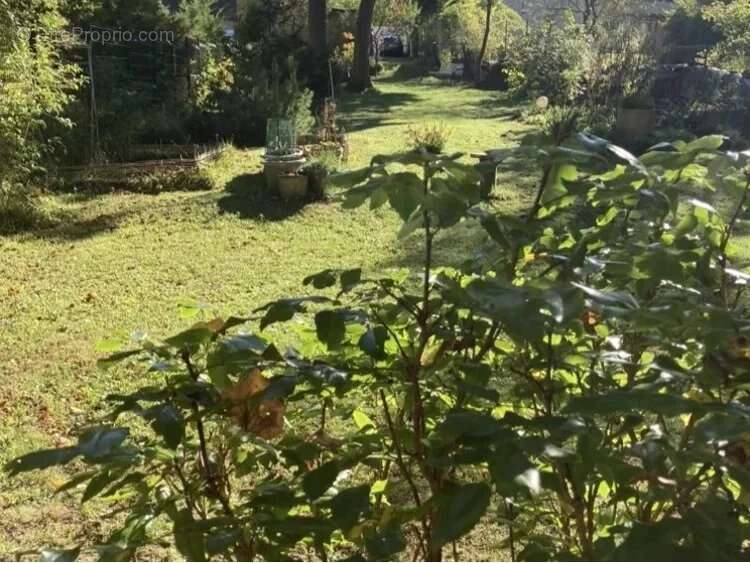 Maison à AVILLY-SAINT-LEONARD