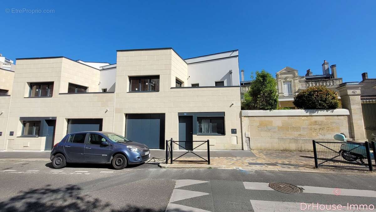 Appartement à BORDEAUX