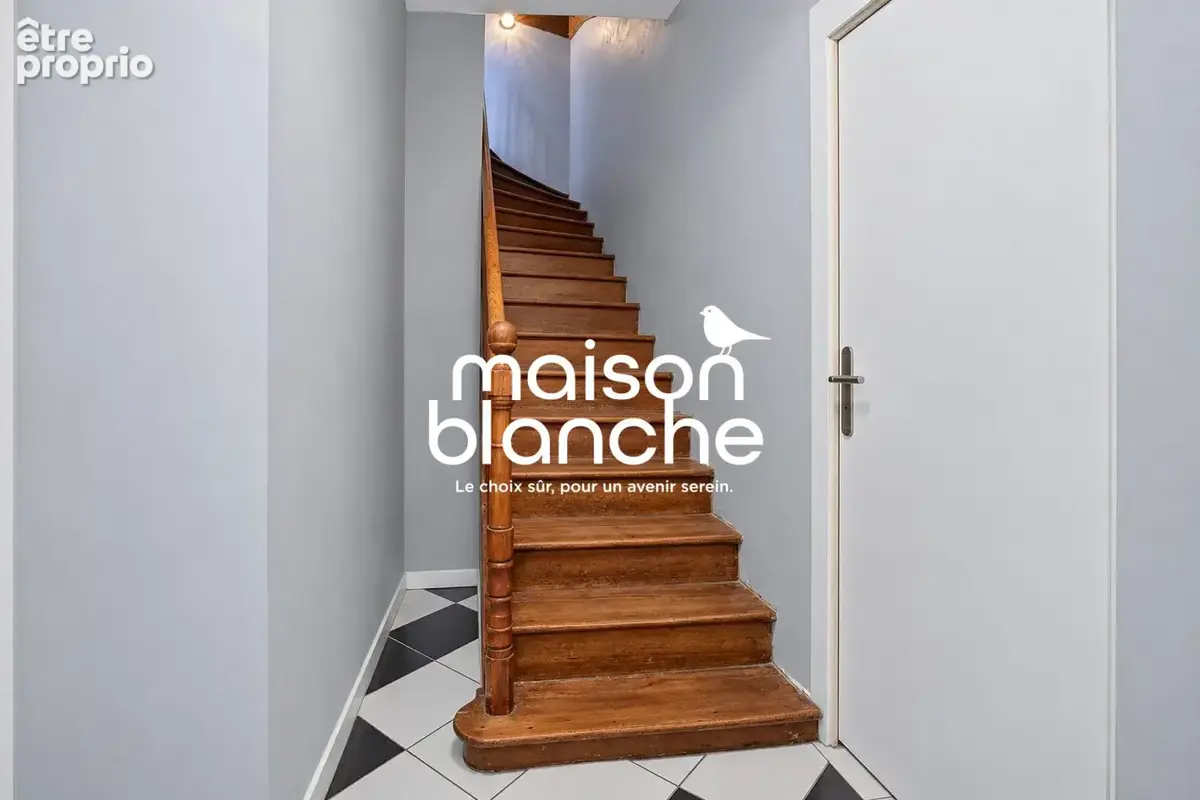 Appartement 139 m² à vendre à Parthenay (79200) - photo 8