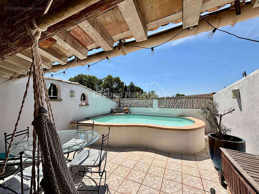 Maison Saint Nazaire de Pezan 6 pièce(s) 117 m2 avec terrasse et piscine - photo 12