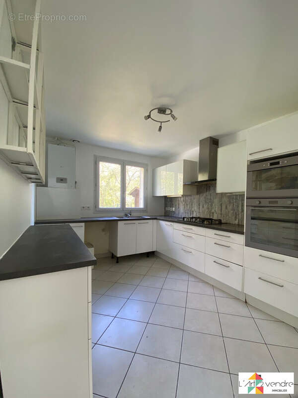 Maison à RIS-ORANGIS