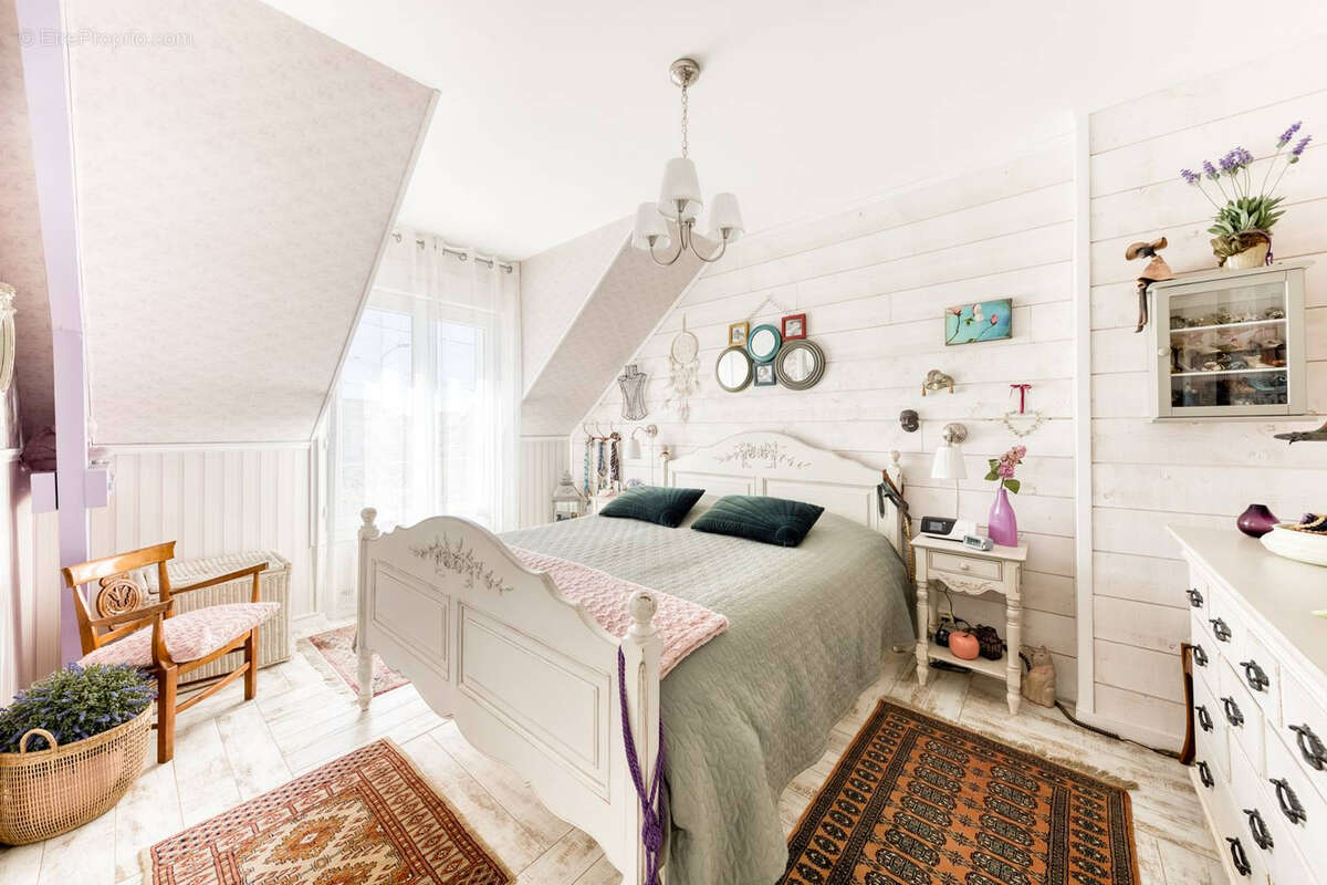 Maison à PONTAULT-COMBAULT